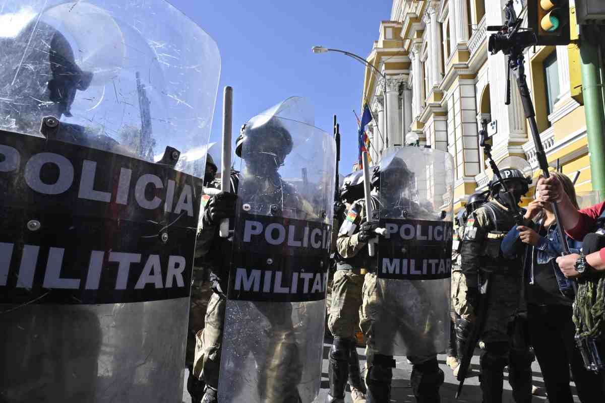 Movilización de militares en Bolivia. Foto: AFP