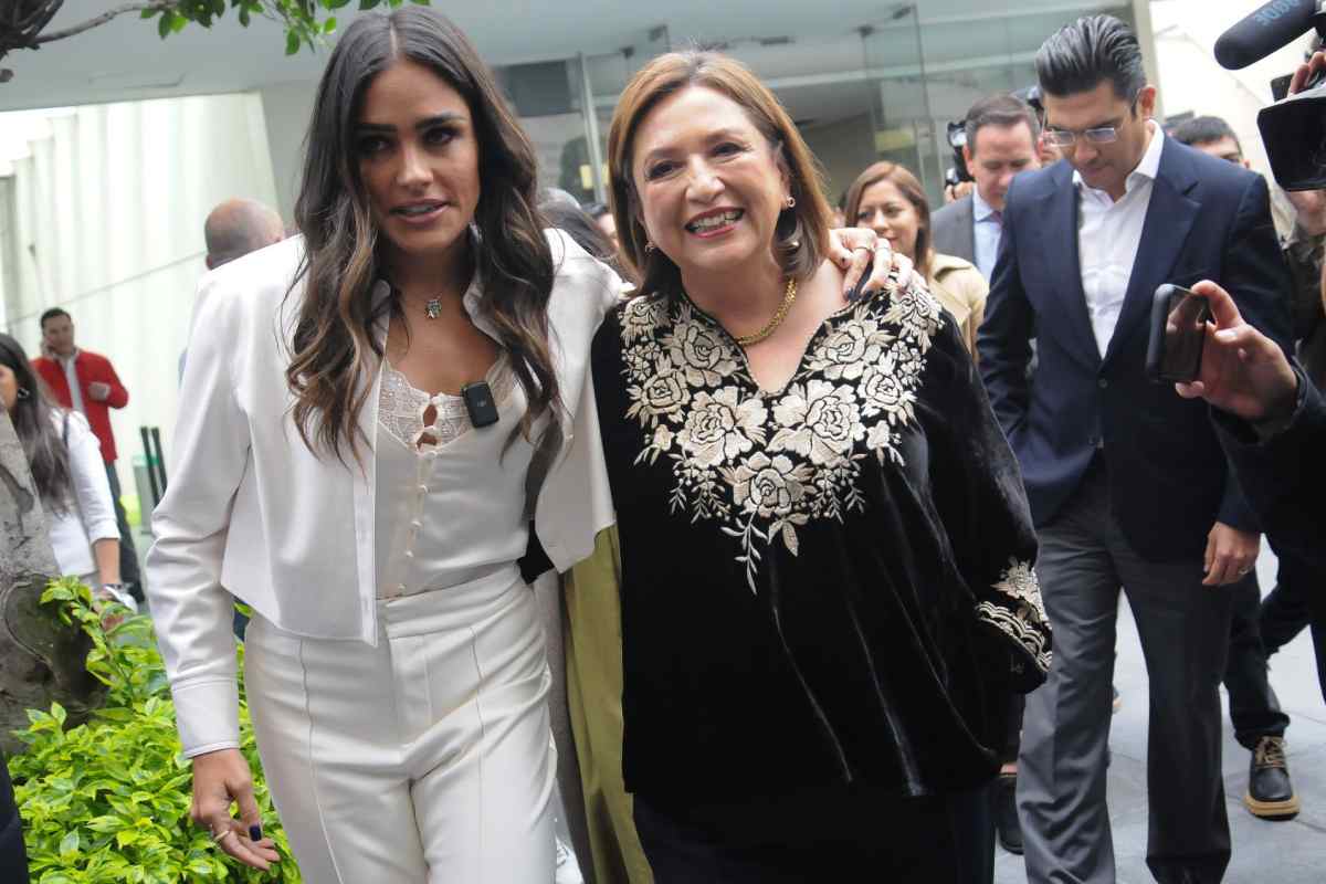 Alessandra Rojo de la Vega con Xóchitl Gálvez. Foto: Cuartoscuro