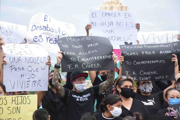 Protestas ante el desabasto de quimioterapias
