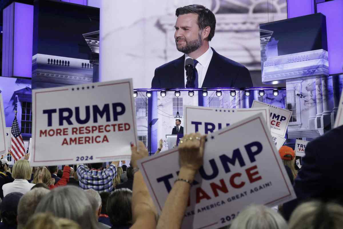 J.D. Vance candidato republicano a vicepresidencia de EU