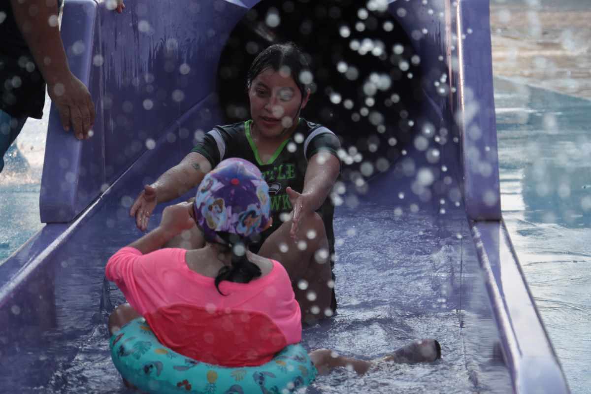 familias que tienen al menos un niño con alguna enfermedad