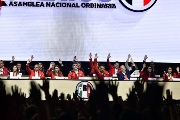 asamblea nacional del pri donde se aprobó el cambio de estatutos para la reelección de su dirigencia, encabezada en este momento por Alejandro Moreno