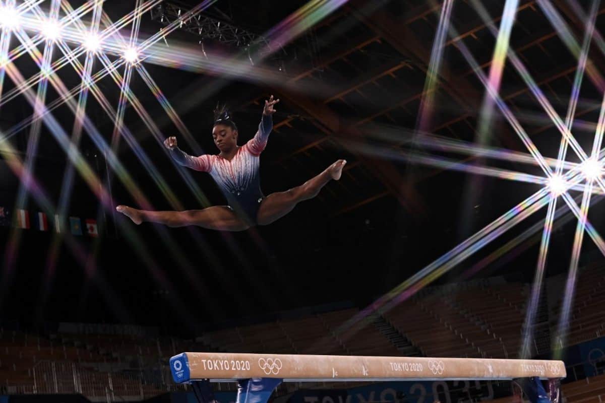 simone biles paris 2024