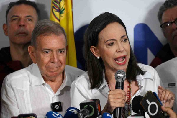 Edmundo González y Maía Corina Machado