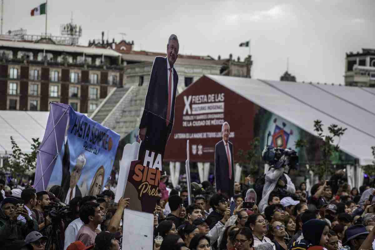 Beatriz Gutiérrez Müller AMLO libro sheinbaum sedena marina (3)