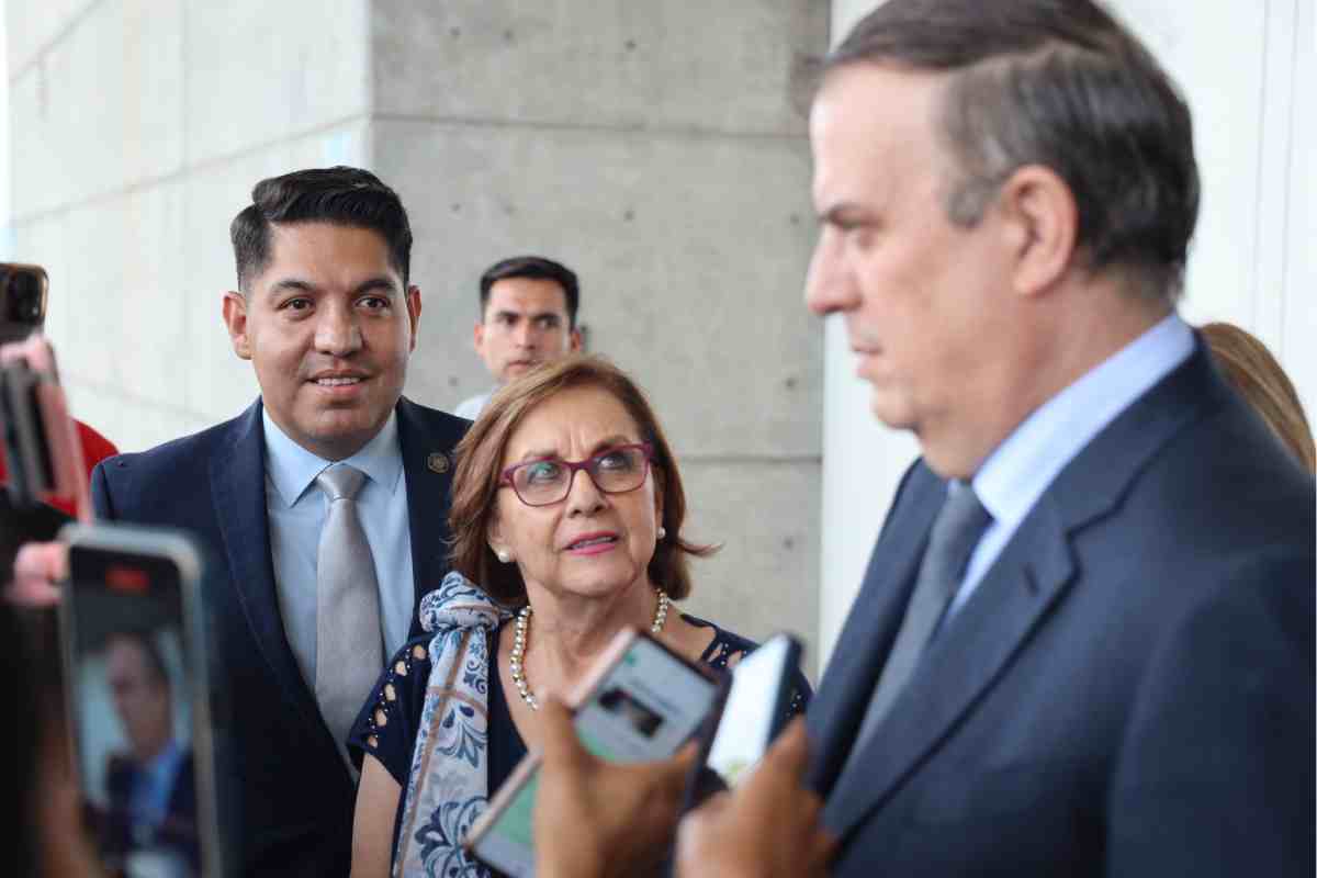 Emmanuel Reyes Carmona Martha Lucía Mícher Marcelo Ebrard