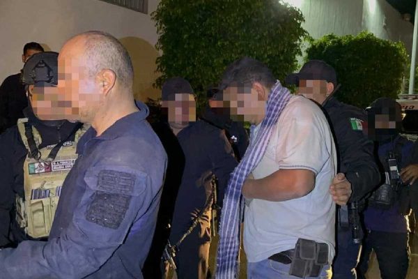Rescatan a policías comunitarios desaparecidos en Tangamandapio, Michoacán