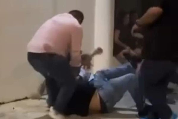 video de una pelea en donde fue captado un subsecretario de obras públicas de quintana roo