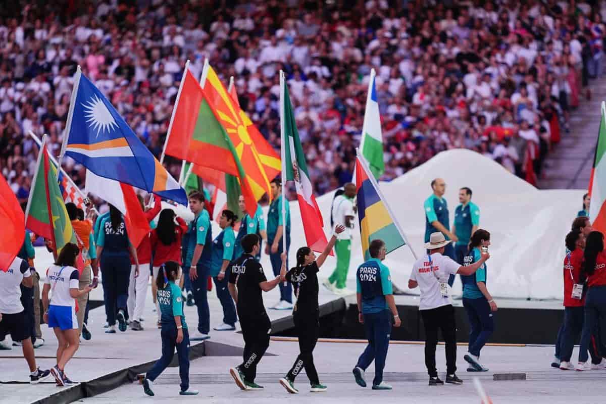 abanderados mexico clausura juegos olimpicos 2024