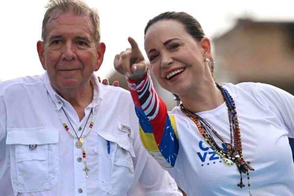Edmundo González y María Corina Machado