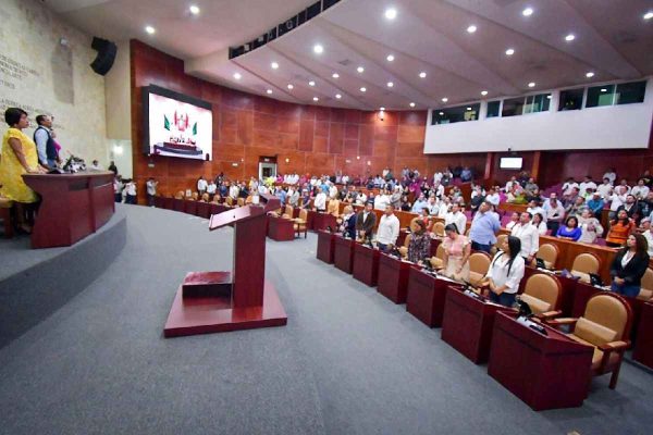 Congreso de Oaxaca pidió separar de su cargo a policías presuntamente involucrados en muerte de Diego Ignacio Paz