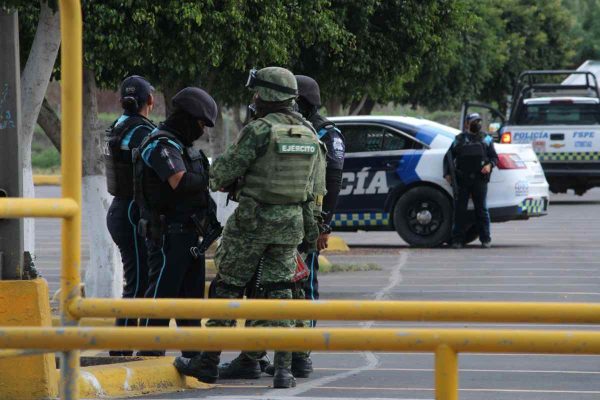 Ejército en calles de Celaya 