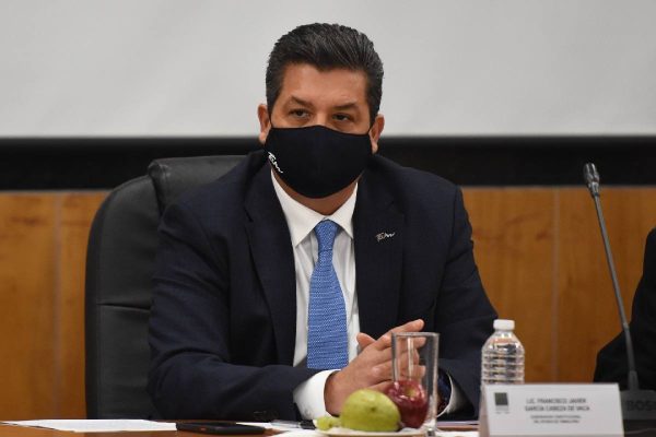 El exgobernador durante una reunión con diputados federales en San Lázaro | Foto: Cuartoscuro