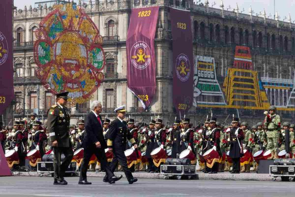 desfile 16 septiembre 2024