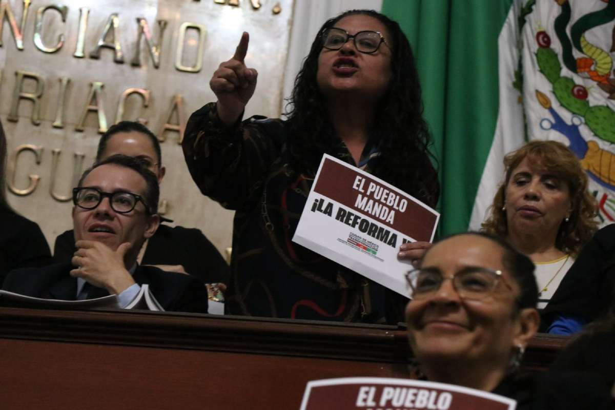 Bancada de Morena en el Congreso capitalino. Foto: Sharenii Guzmán