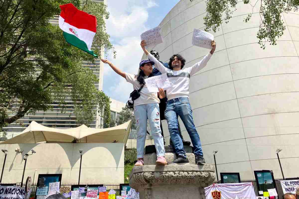 reforma-judicial-estudiantes-marcha-protestas