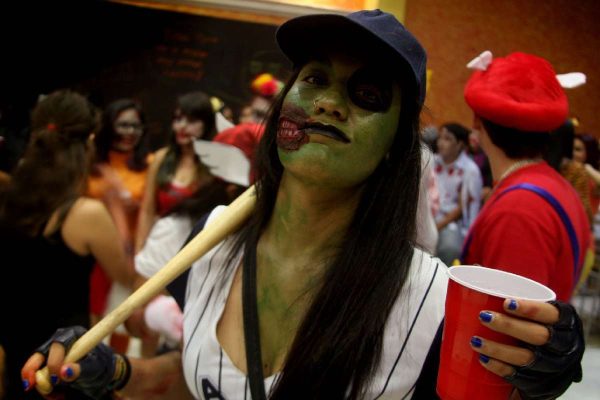 En Rosarito se amonestará también a quien pinte por completo su rostro | Foto: Cuartoscuro