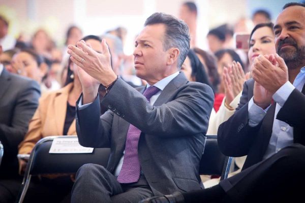 Alfaro hereda a Lemus la crisis de personas desaparecidas en Jalisco, y claroscuros en materia social y económica