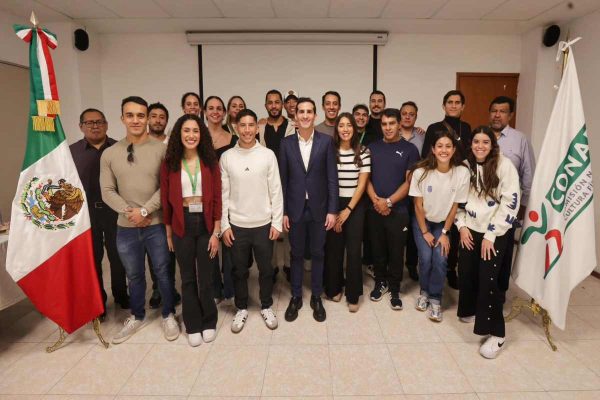 Conade pagará becas a deportistas y no impugnará sentencias; apoyos no serán condicionados