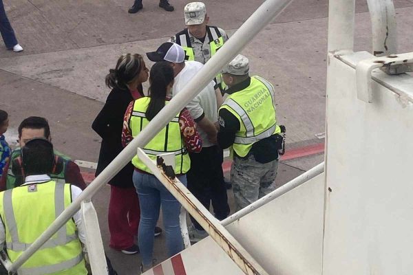FGR acusa por amenazas y ataques a las vías de comunicación a hombre que intentó desviar avión a EU