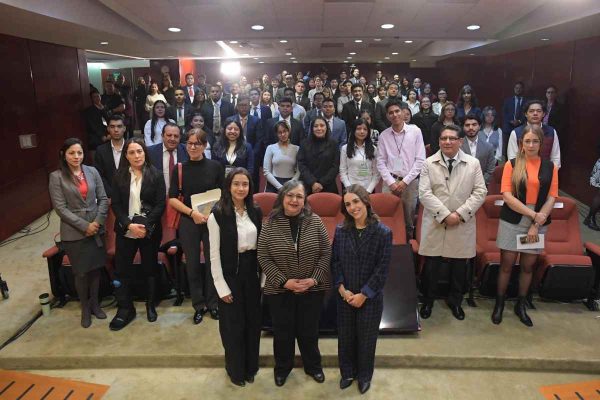 Ministros ven futuro incierto para la justicia; advierten por desaparición de salas de la Corte