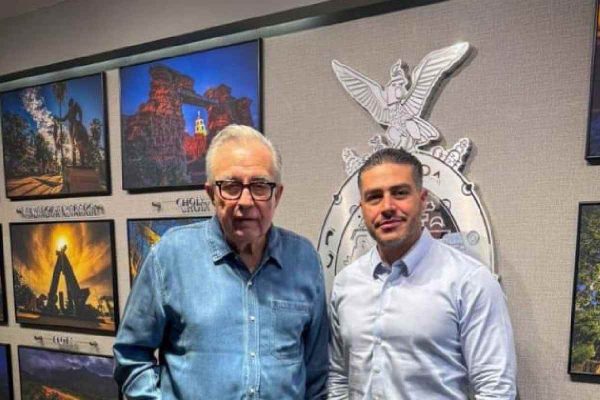 Secretario de Seguridad, Omar García Harfuch, junto al gobernador de Sinaloa, Rubén Rocha Moya