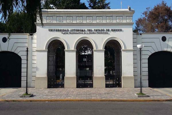 Plantel Nezahualcóyotl de la preparatoria UAEMéx
