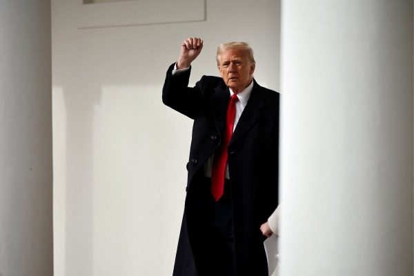 Inician las redadas contra migrantes en EU, un día después de la investidura de Trump