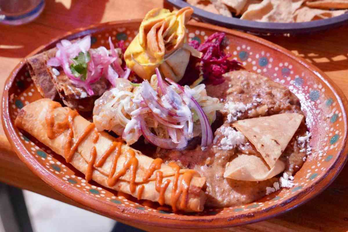 Sinala turismo comida