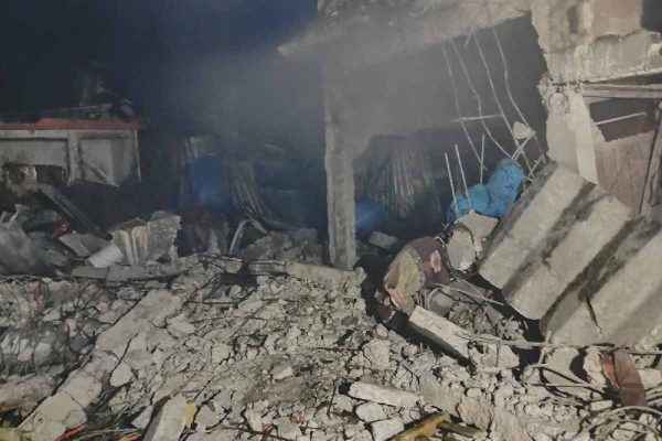 Así quedó la casa después de la explosión en Teloloapan, Guerrero