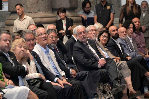 Académicos de la UNAM rechazan pago por daño moral a la asesora de tesis de la ministra Esquivel