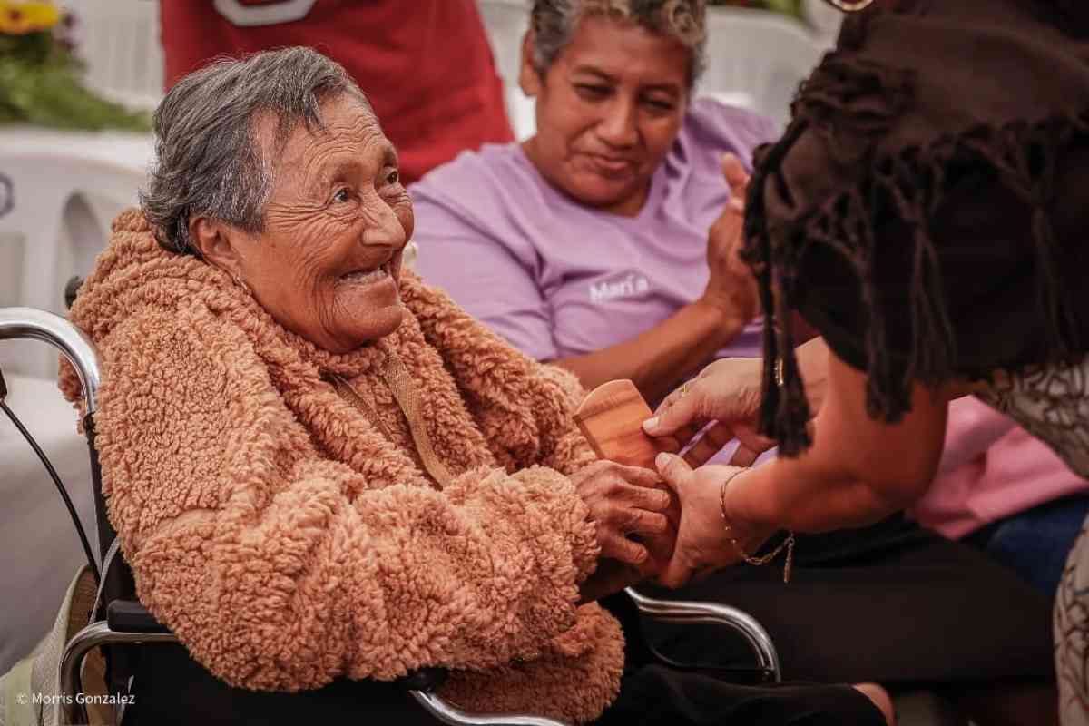 Las Patronas La Patrona Leonila Vazquez Alvizar migrantes migracion tren