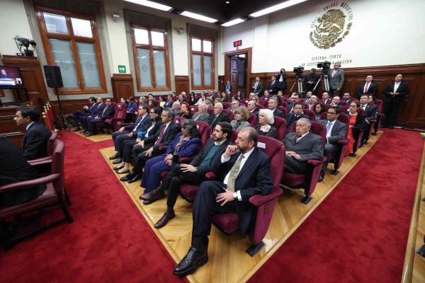 Nafin transfiere fideicomisos de Judicatura a Tesorería; Jufed denuncia que no indemnizó a exjueces