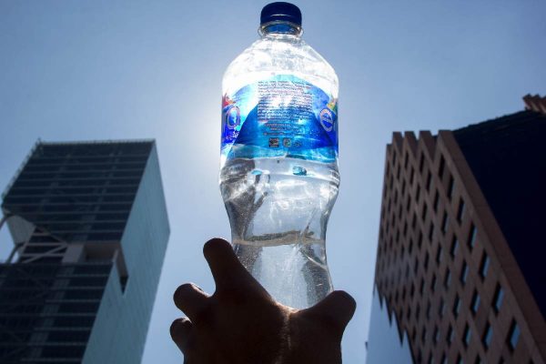 Recuerda mantenerte hidratado ante el calor en CDMX