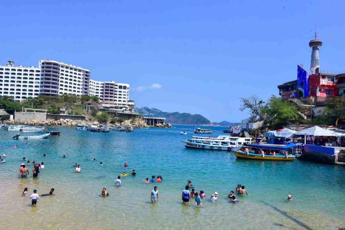 acapulco-semana-santa-turismo-violencia-huracanes