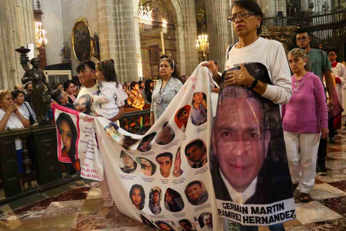 jueves santo lavatorio pies catedral