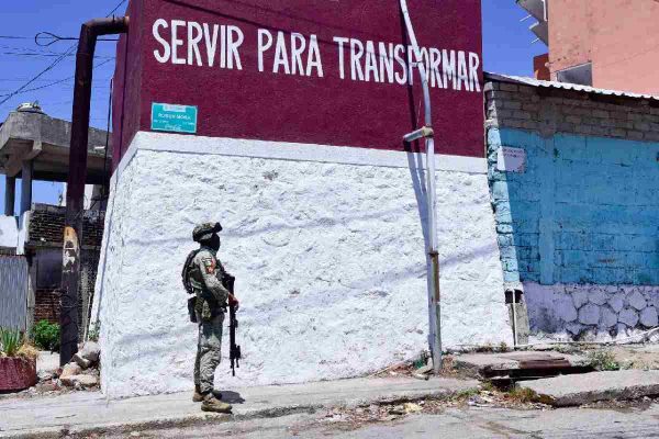 suspenden clases en Acapulco por violencia