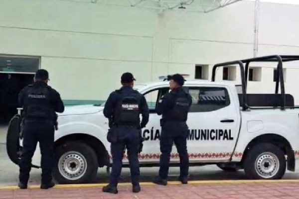 Alcalde de Metlatónoc, Guerrero, y su esposa resultan heridos en intento de asalto en la Autopista del Sol