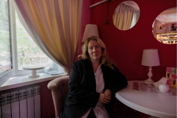 Aunque los tratamientos de belleza han aumento sus precios por la guerra con Rusia, ucranianas siguen asistiendo
