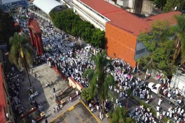 Caminata Cuernavaca: obispo exige acciones contra violencia; abre buzón de paz a madres buscadoras