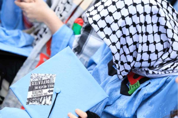 Estudiantes de diversas universidades de EU, entre ellas Harvard, han protestado en apoyo a Palestina