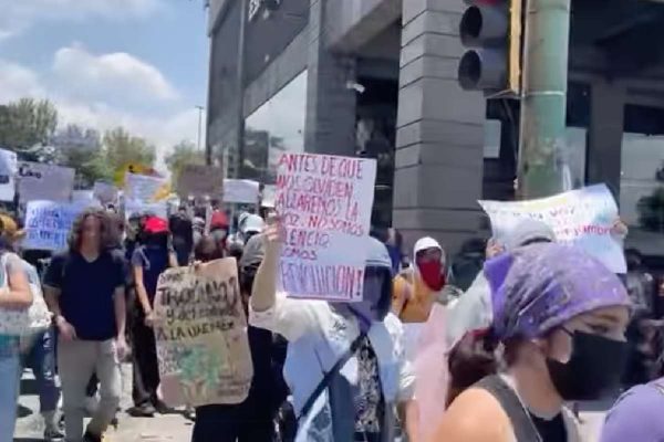 Te puede interesar | Convocan a manifestación pacífica en solidaridad con alumnos y maestros que fueron retirados de plantón con gases lacrimógenos en Tabasco