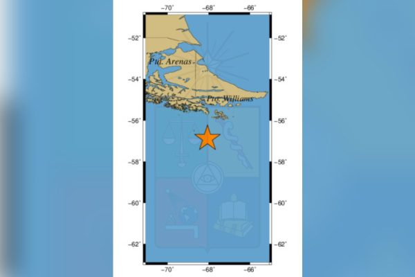 Ubicación aproximada del sismo en Chile que activó una alerta de tsunami este 2 de mayo
