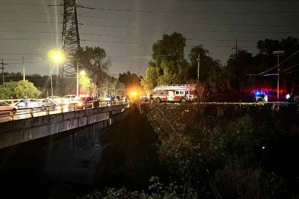 Cinco estudiantes de veterinaria de la FES Cuautitlán de la UNAM mueren en accidente; auto volcó en el Emisor Poniente