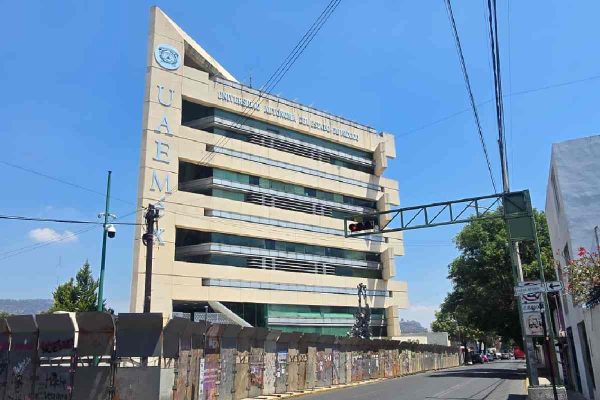 Cinco facultades de la UAEMéx se van a paro; rechazan proceso de elección de la nueva rectora