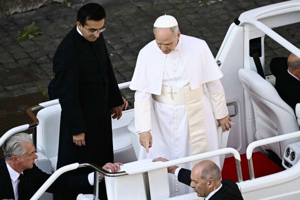 El papa León XIV marca la ruta de su pontificado con una crítica a los excesos del capitalismo