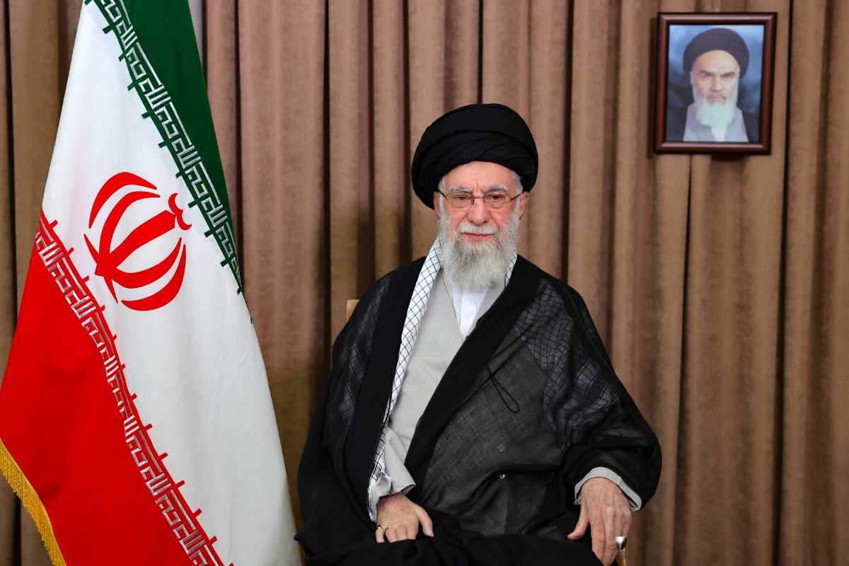 Ayatollah Ali, líder de Irán, hablando para la población