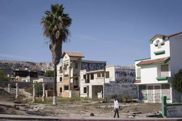 Cómo denunciar despojos de vivienda en CDMX; está es la línea telefónica para atender casos