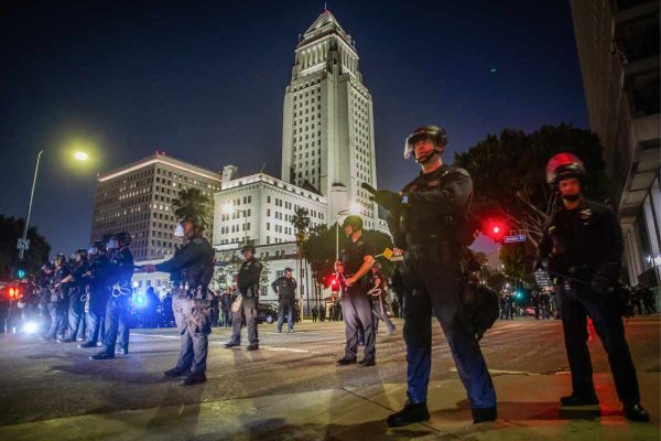 Despliegue en Los Ángeles por protestas contra redadas
