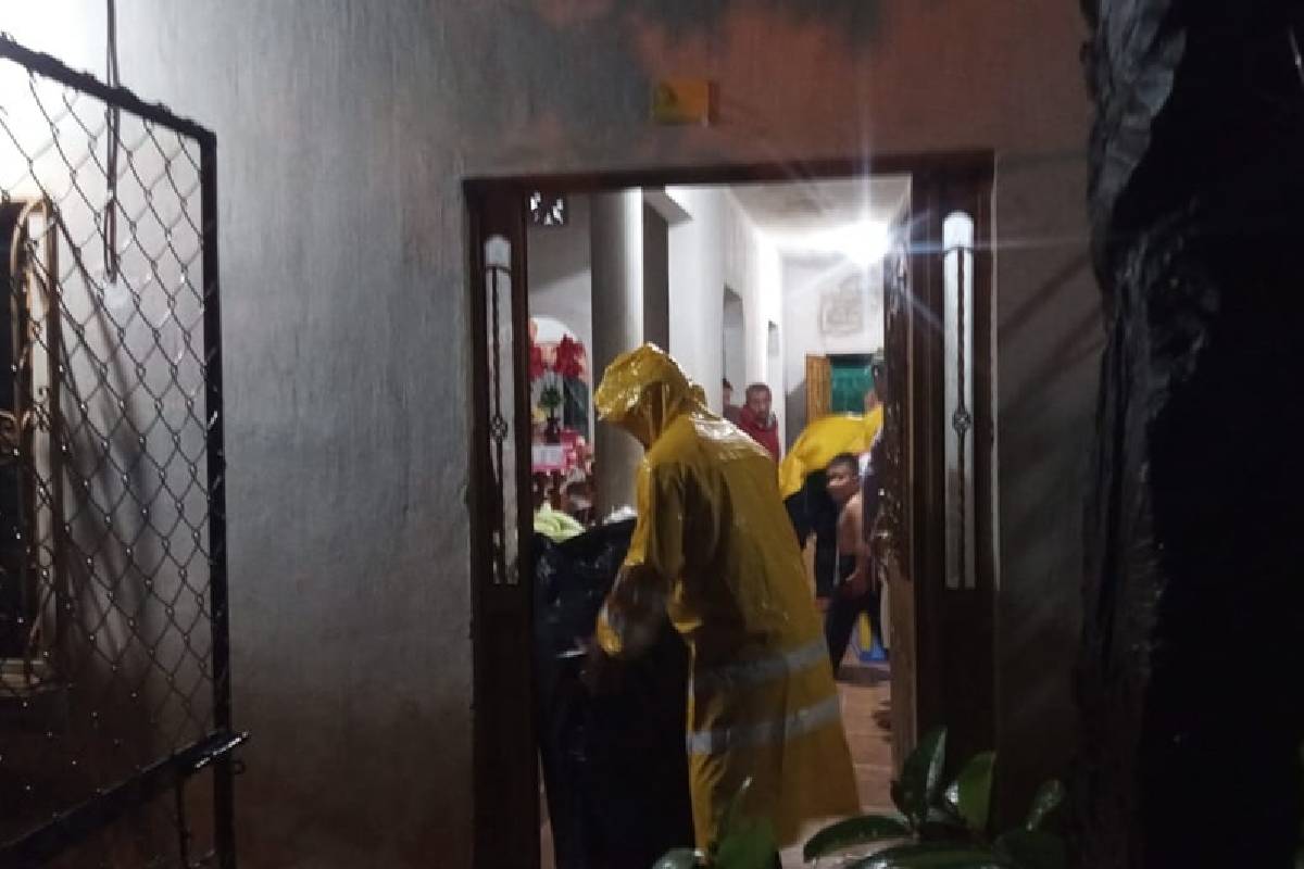 Evacuación en Chiapas por huracán Erick